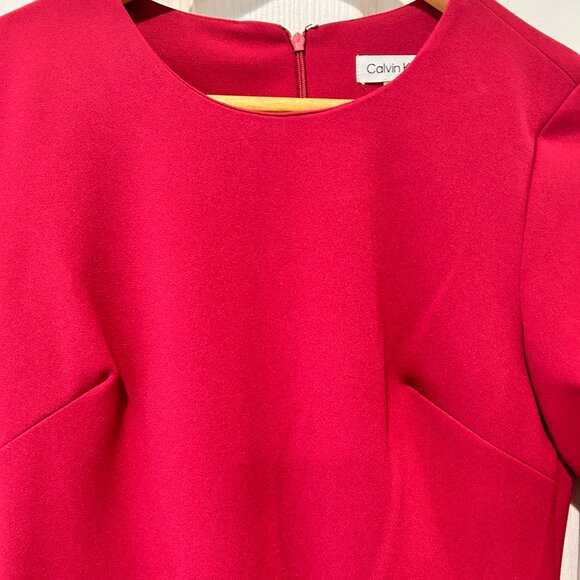 BRAND NEW Elegant Red Calvin Klein NWT - Picture 4 of 12
